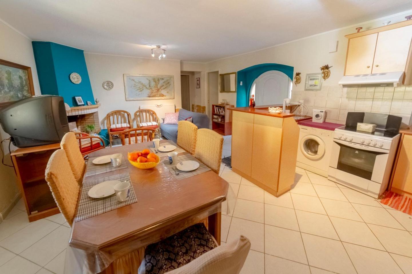 Krasa 2Bedroom Apartment Ágios Matthaíos Eksteriør bilde