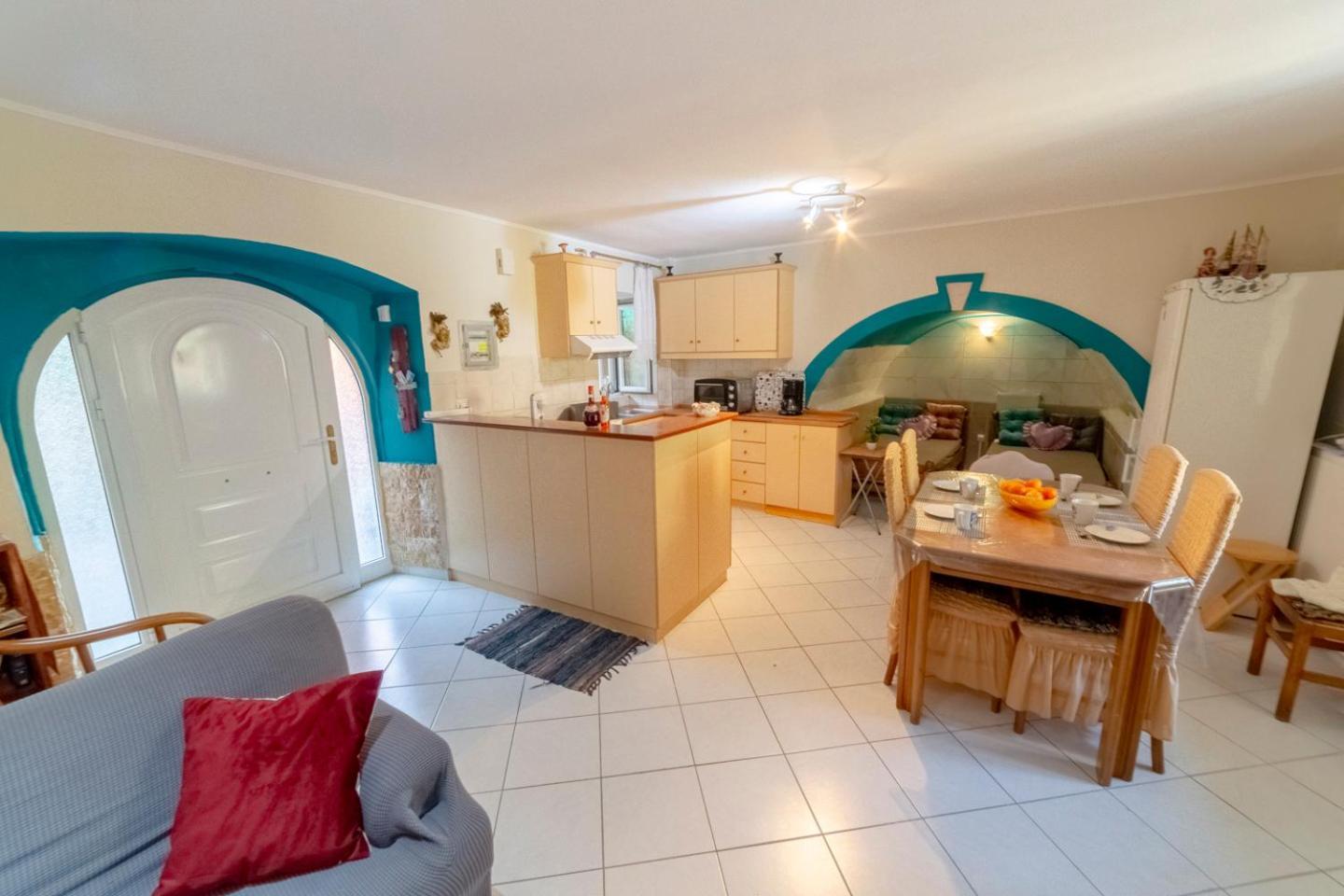 Krasa 2Bedroom Apartment Ágios Matthaíos Eksteriør bilde