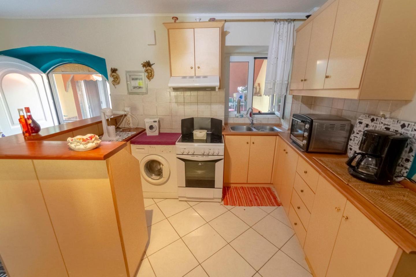 Krasa 2Bedroom Apartment Ágios Matthaíos Eksteriør bilde